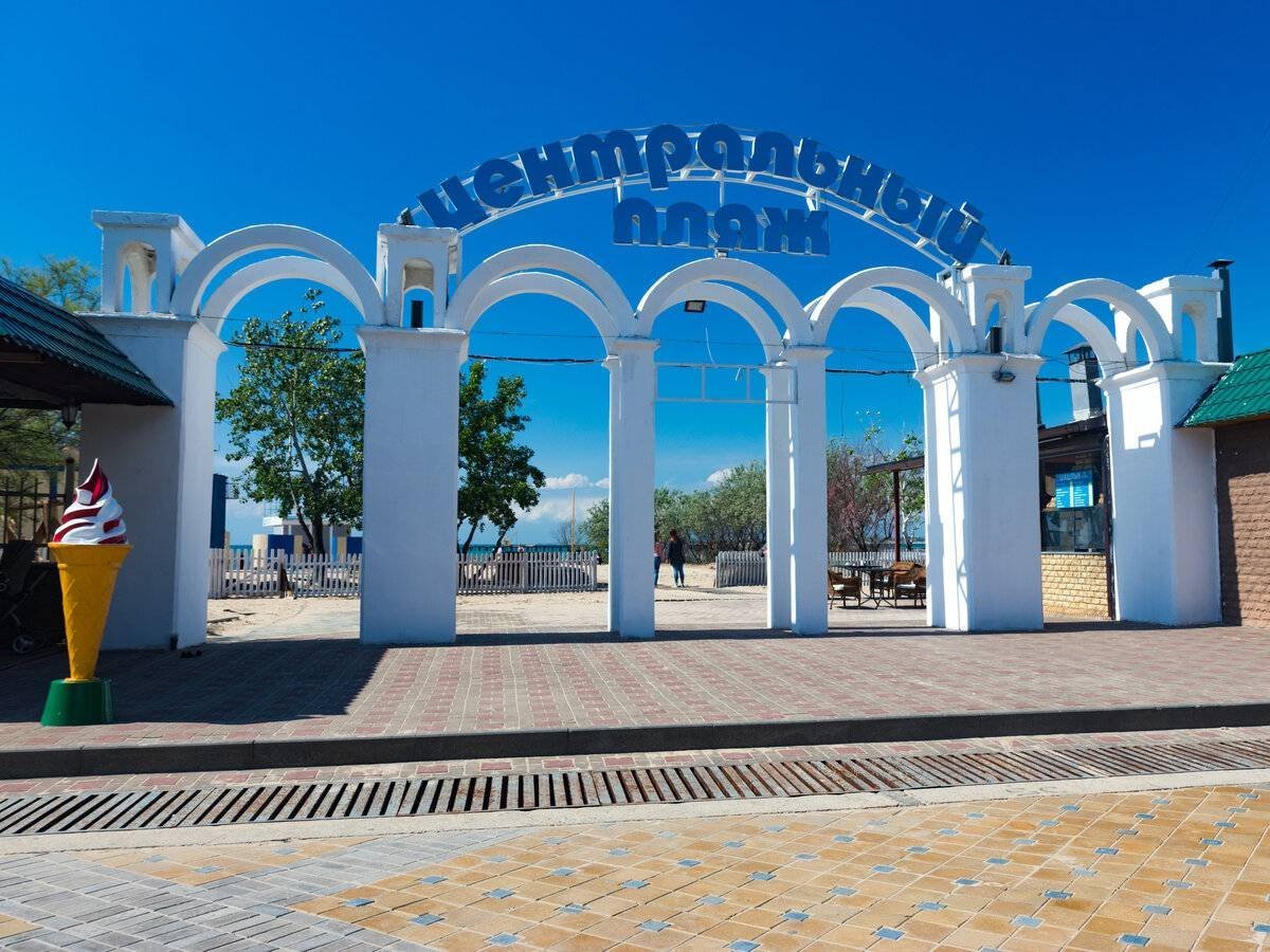 Свадебная арка в классическом стиле
