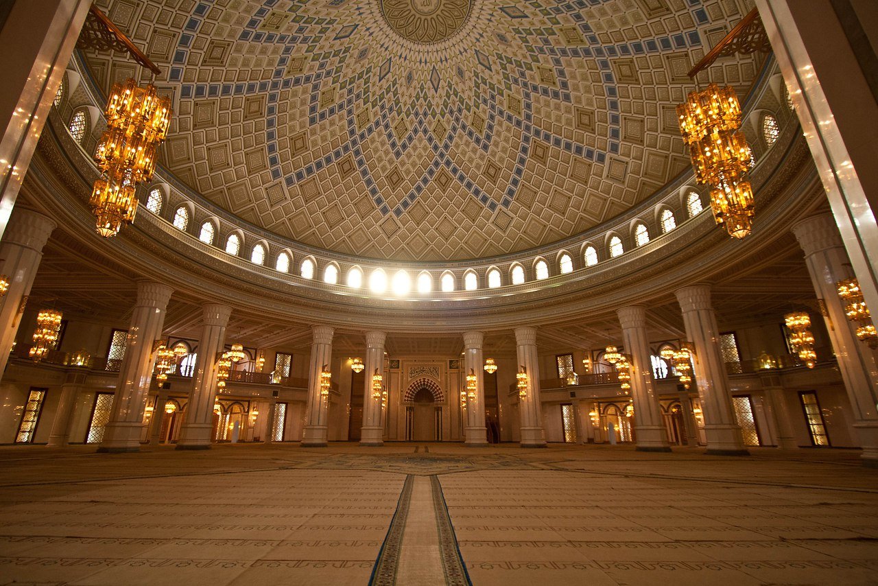 Мечеть туркменбаши. Мечеть Сапармурата Туркменбаши. Мечеть Туркменбаши рухы Туркменистан. Ашхабад мечеть. Мавзолей Туркменбаши.