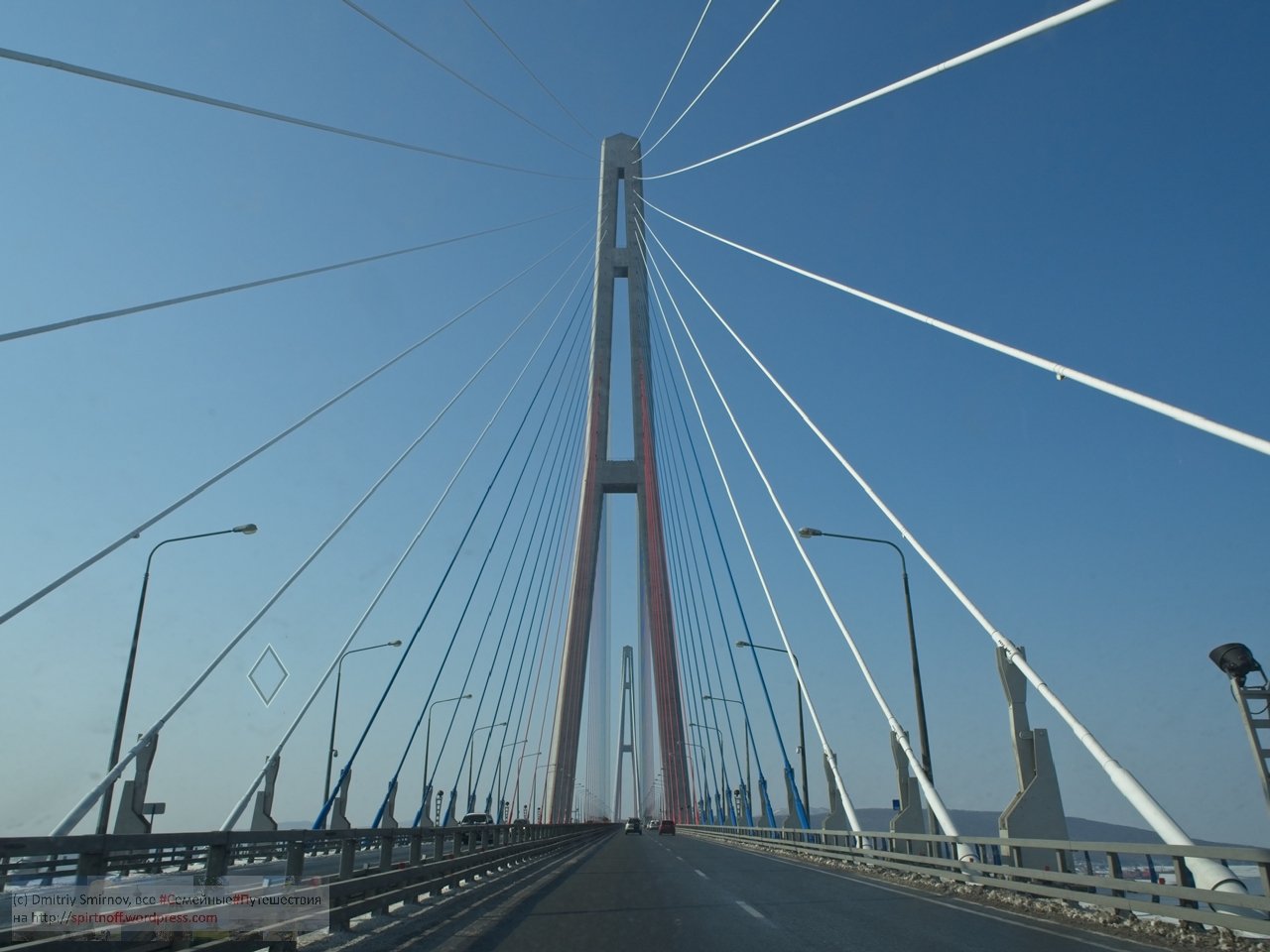 2 vladivostok. Владивосток мост. Русский мост Владивосток. Владивосток 2 моста. Мост на остров русский во Владивостоке.