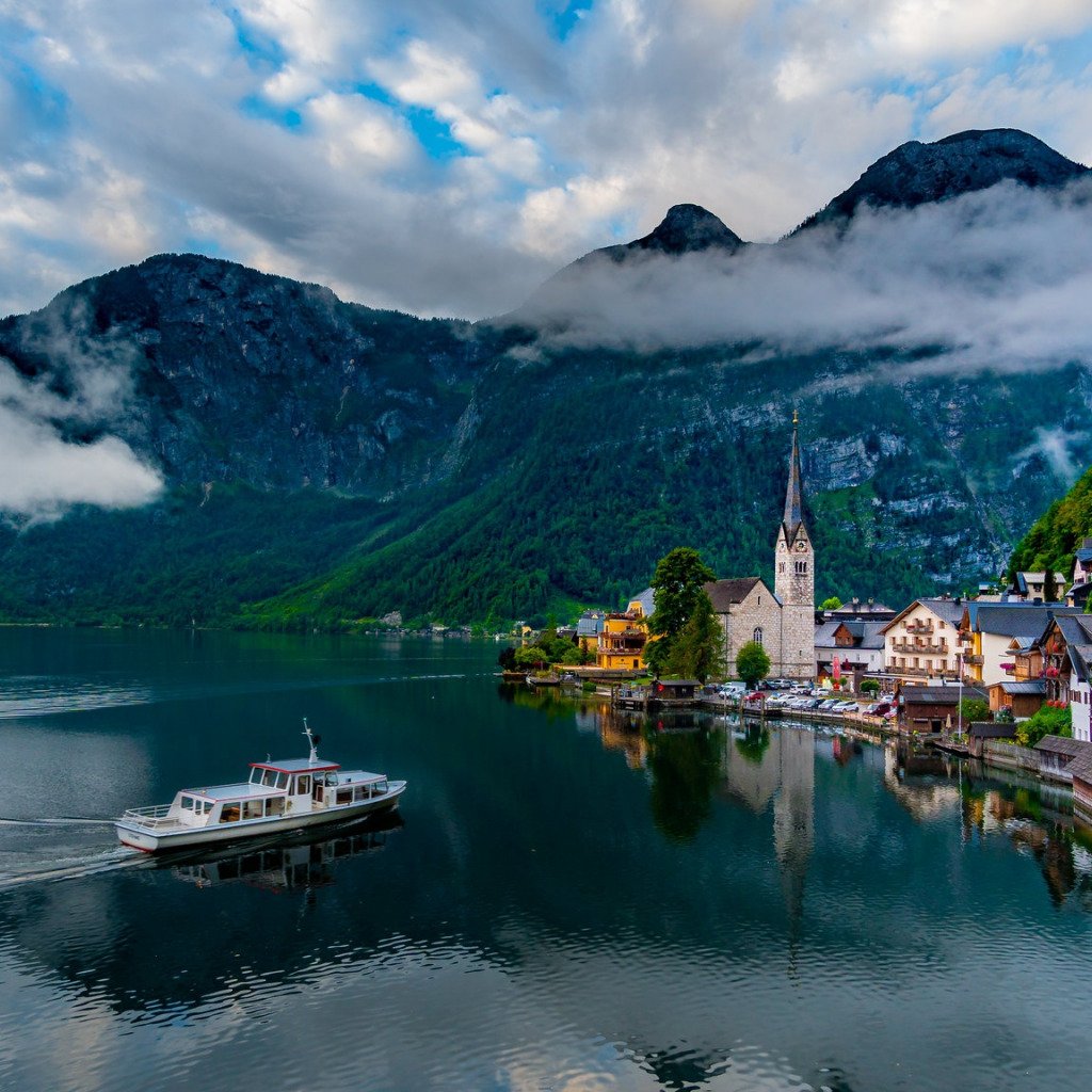 На озерах австрии. Австрия озеро Гальштат. Озеро Элизабет Австрия. Австрия Каринтия Альпы. Озеро Лунцерзее Австрия.
