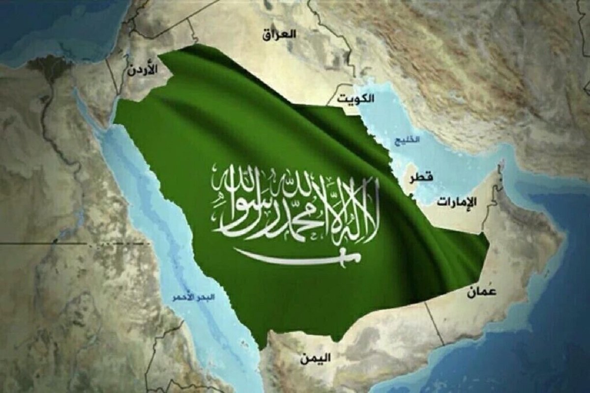 Реки саудовской аравии. Саудовская Аравия. Саудовская Аравия на карте с флагом. Территория Саудовской Аравии с флагом. Флаг Саудовской Аравии 1914.