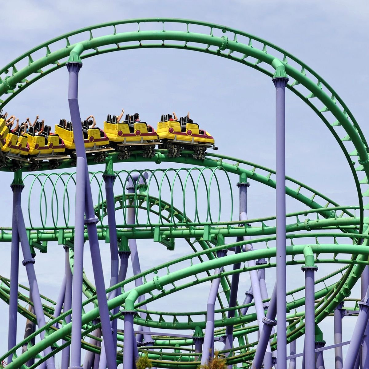 Американские горки в тамбове. Six Flags парк. Джемете парк аттракционов американские горки. Парк аттракционов Six Flags Пенсильвания. Парк аттракционов в Краснодаре американские горки.