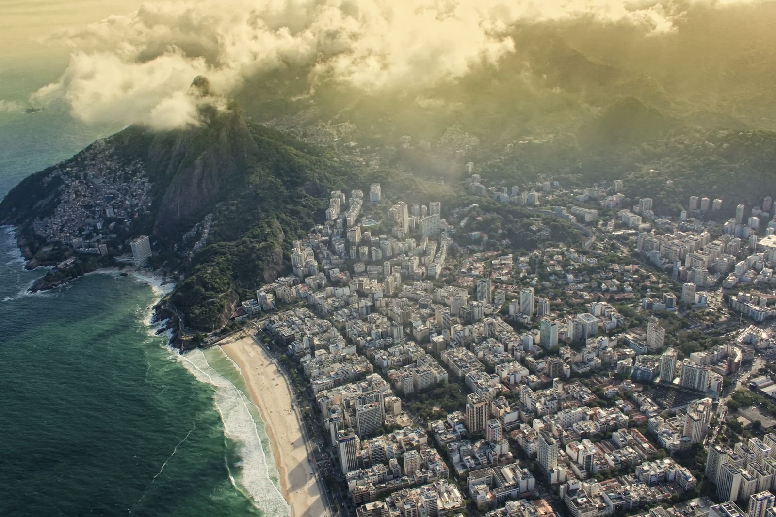 Ты с высоты красоты. Рио-де-Жанейро (город в Бразилии). Сан-Кристован (район Рио-де-Жанейро). Рио де Жанейро с высоты птичьего полета. Рио де Жанейро с высоты.