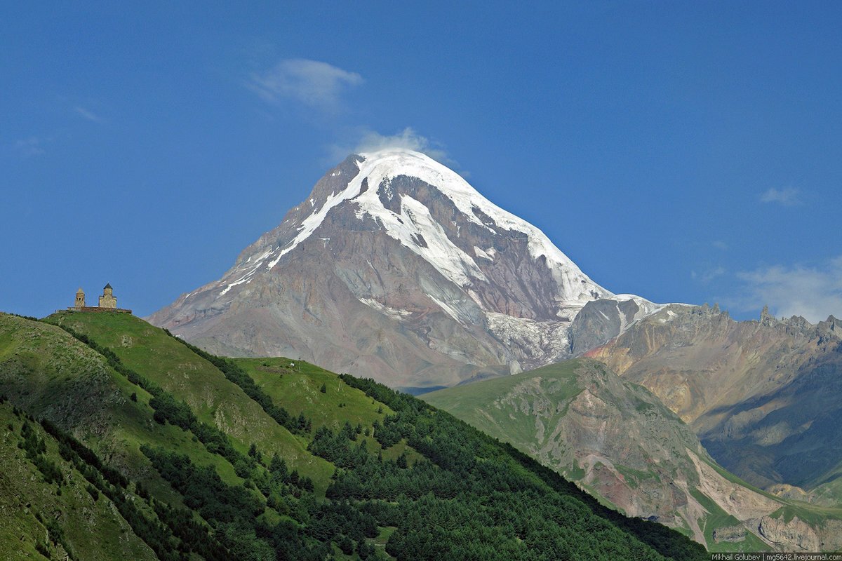 Гора Казбек