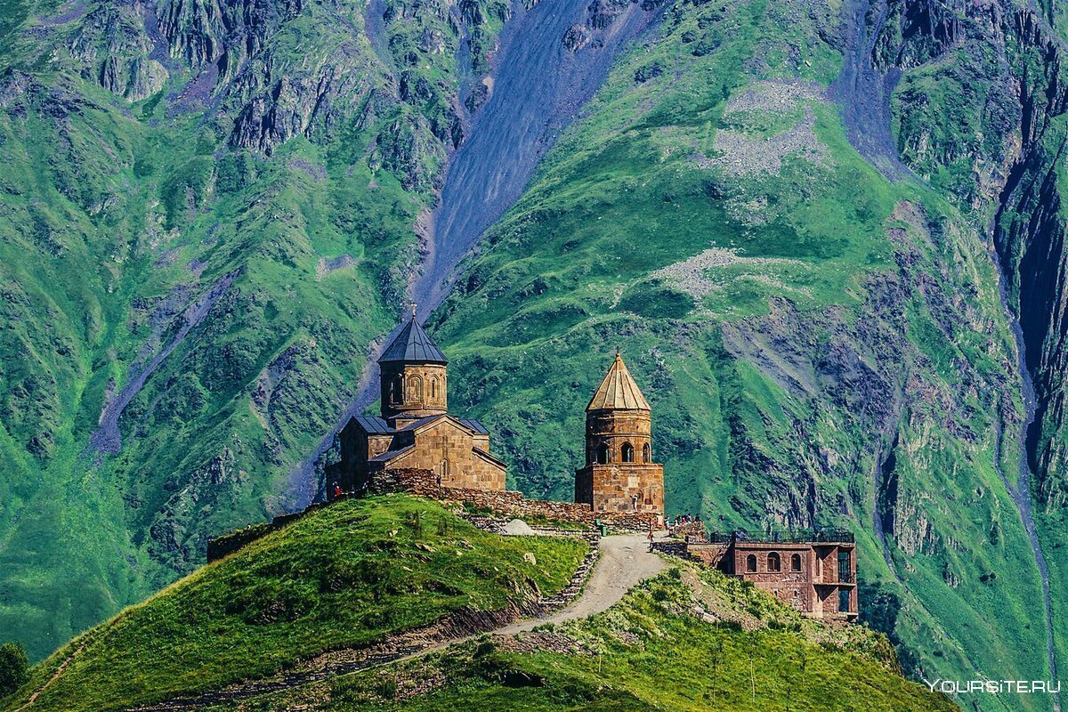 Казбек гора Степанцминда