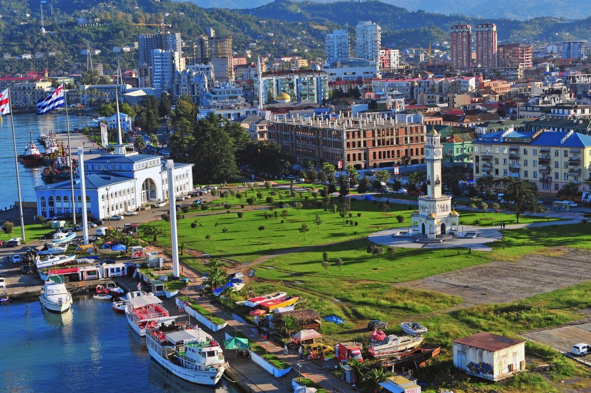 Город порт в грузии