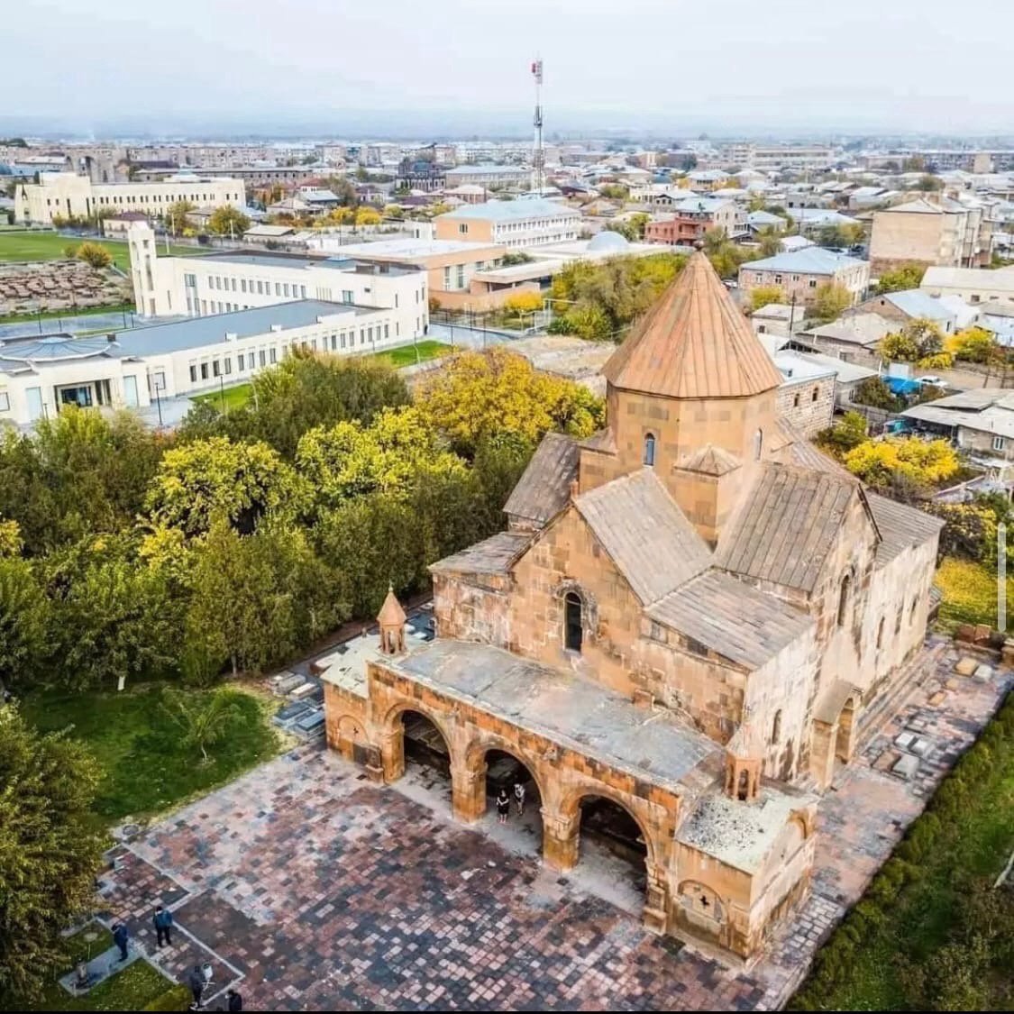 Эчмиадзинский монастырь