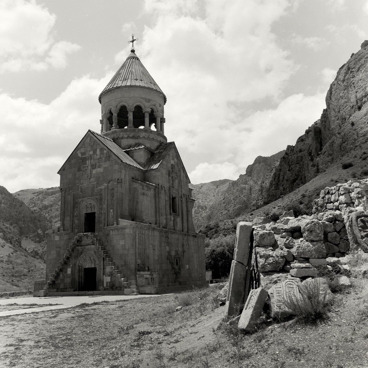 старинные храмы армении