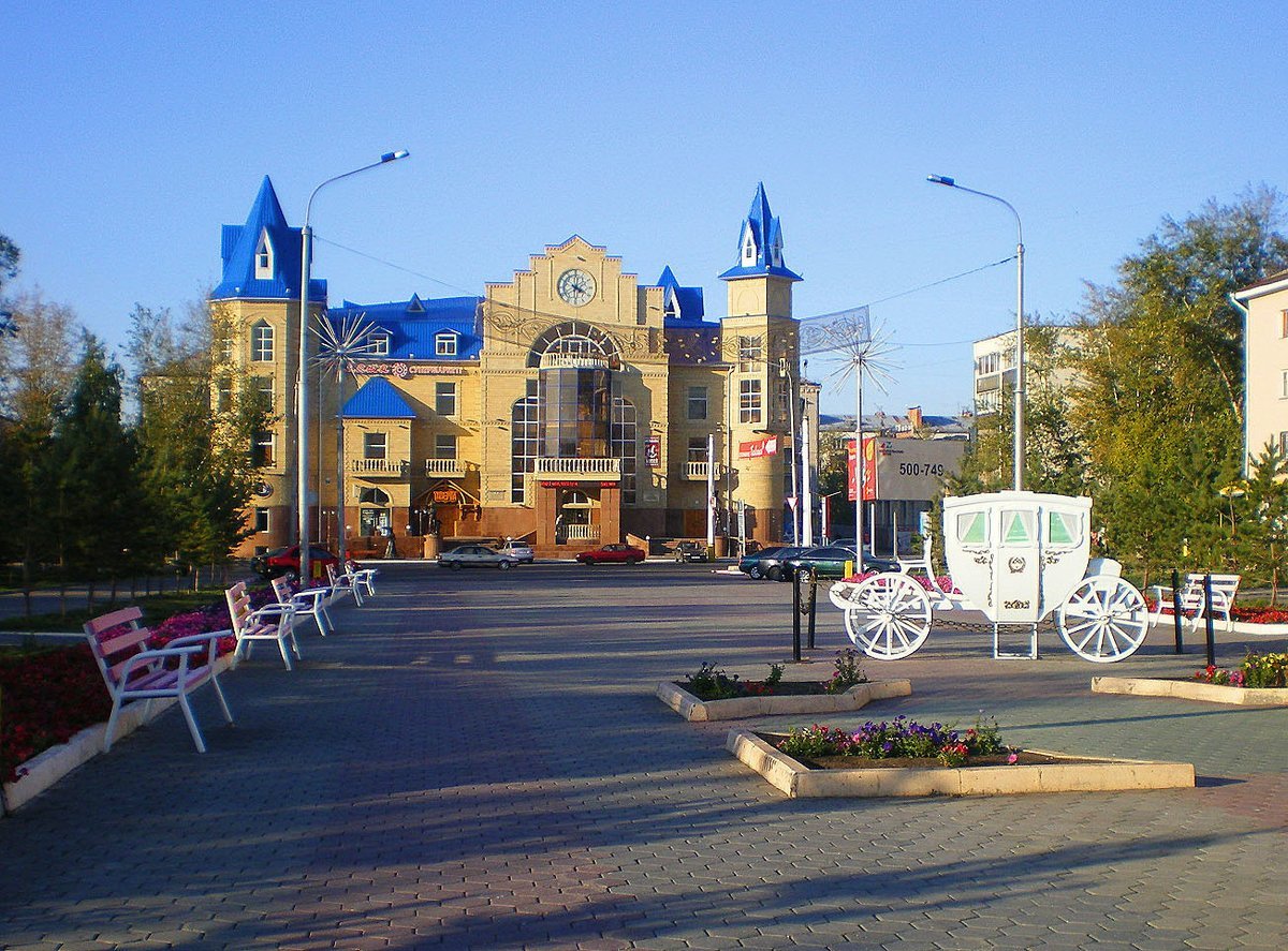 Костанай города казахстана. Костанай. Костанай Казахстан. Город Кустанай Казахстан. Костанай центр города.