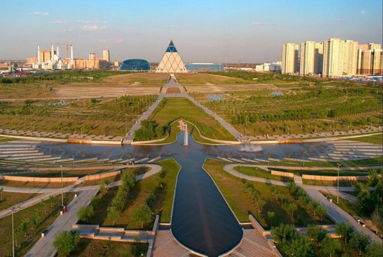 Астана куда можно сходить. Президентский парк(Нурсултан, Казахстан). Парк президента Астана. Парк первого президента Нурсултан.