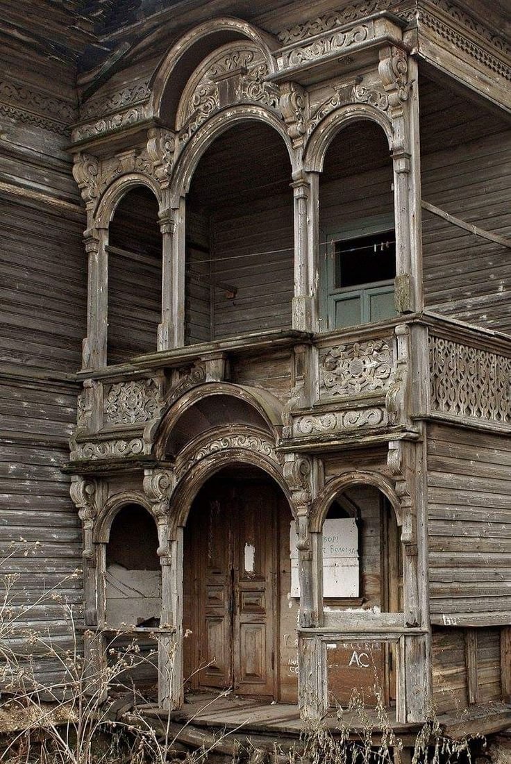 Самое старое здание в беларуси
