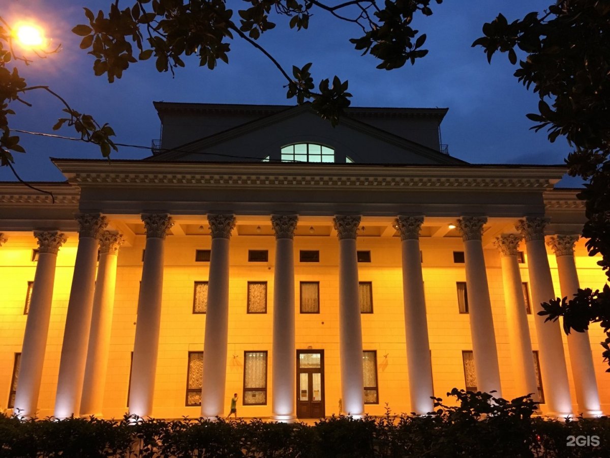 Зимний театр Сочи 1938