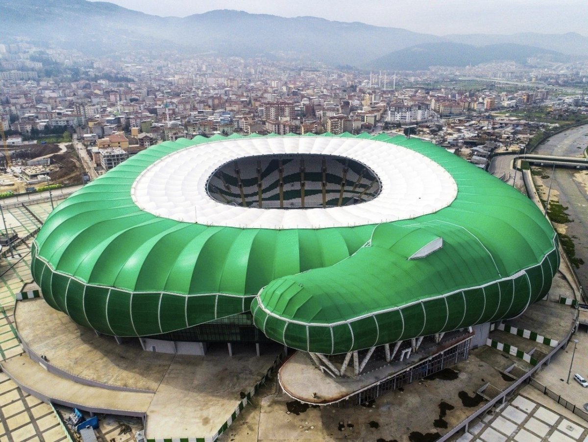 Самый большой стадион в узбекистане