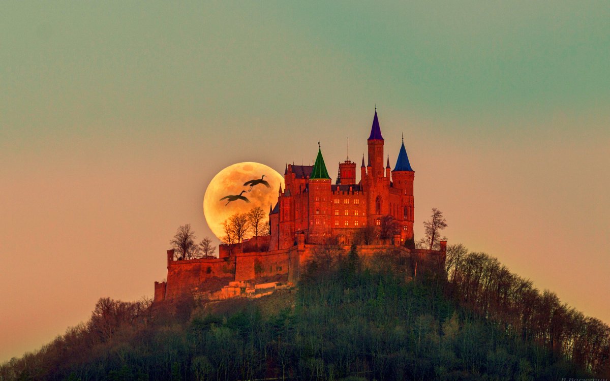 Готический замок в германии