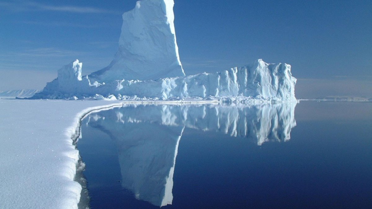 Небесный лед в антарктиде
