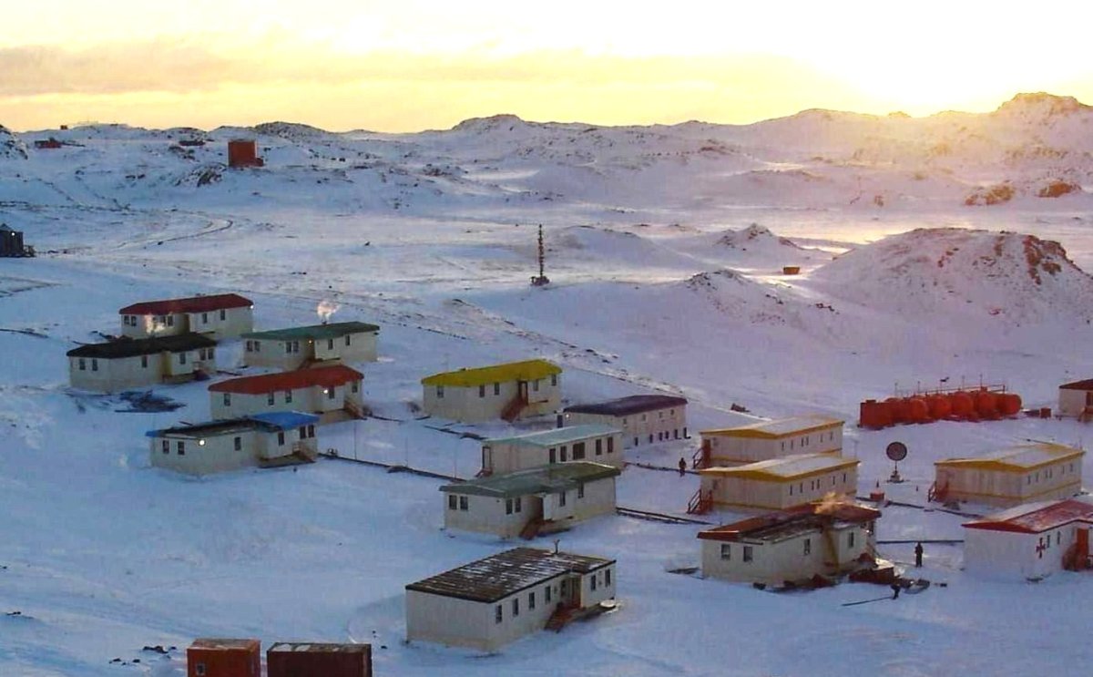 Антарктида поселения