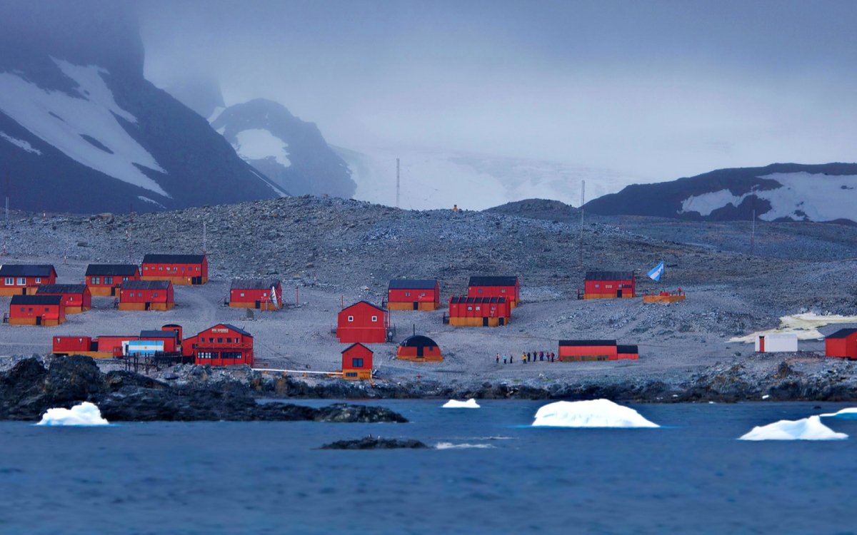 Деревня в антарктиде