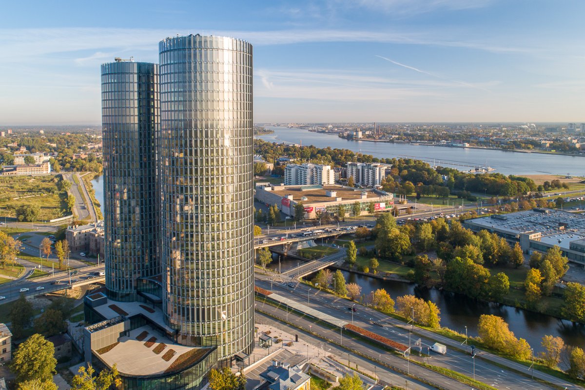 Ухань небоскребы