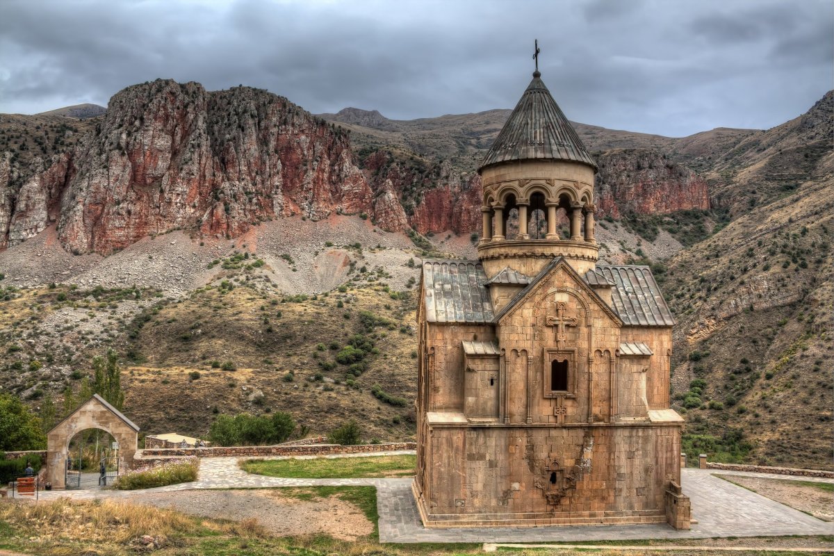 Самый большой храм в армении