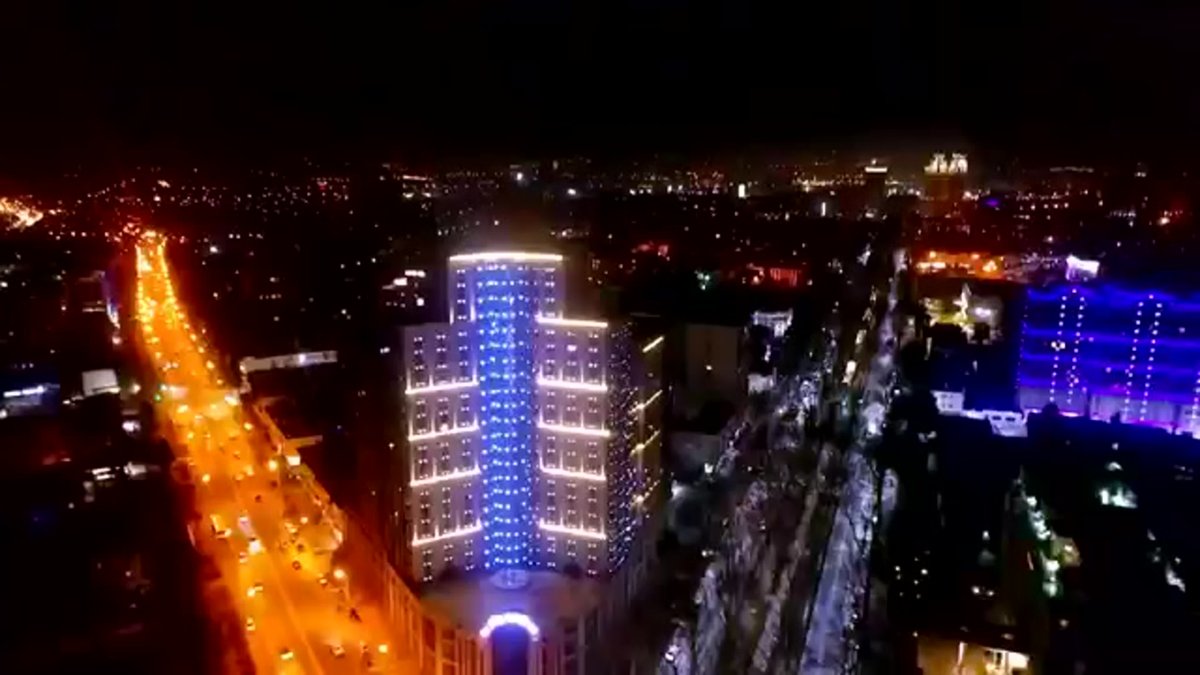 Башня независимости в Душанбе
