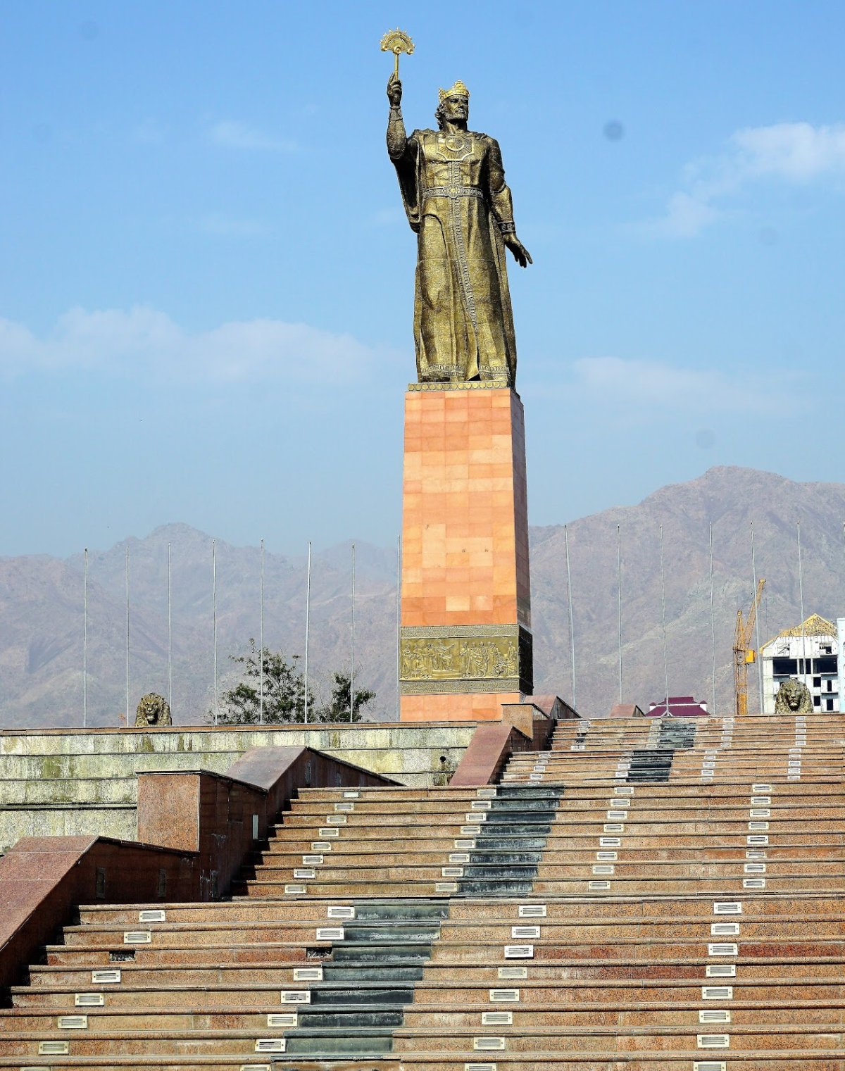 Памятник таджикистан сомони