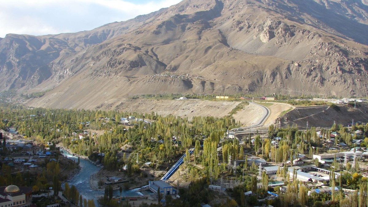 Поселок ким таджикистан