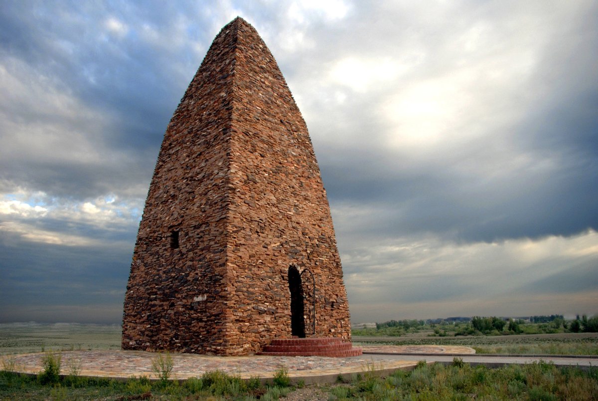 Западный казахстан памятники