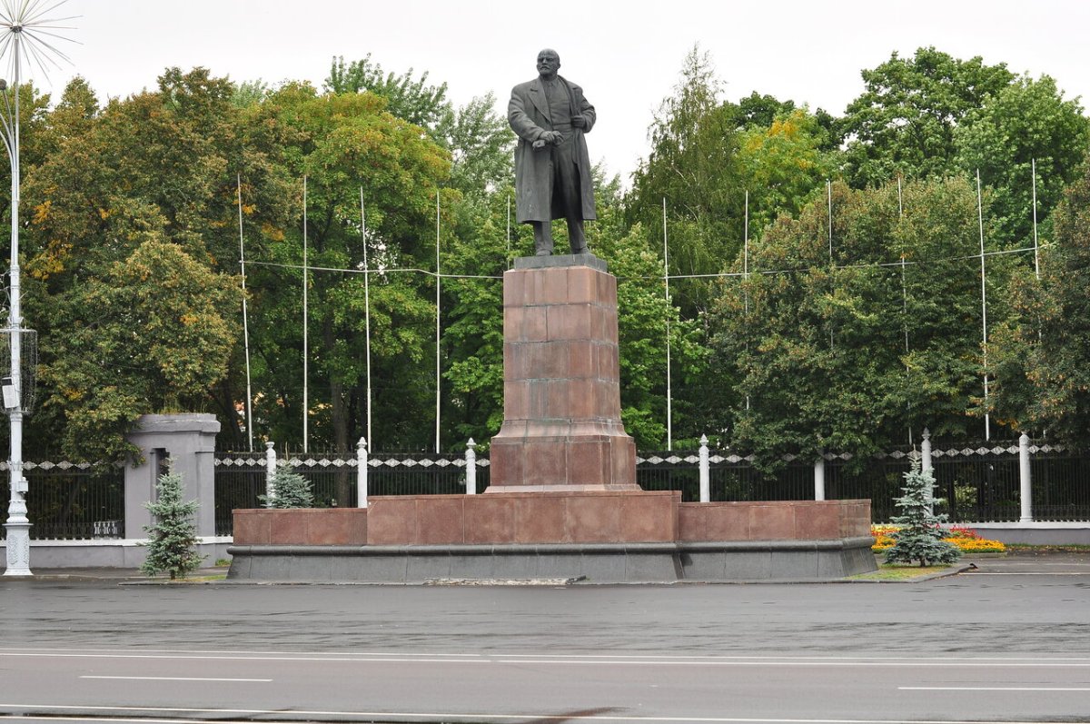 Памятник Ленину в Белоруссии 2021