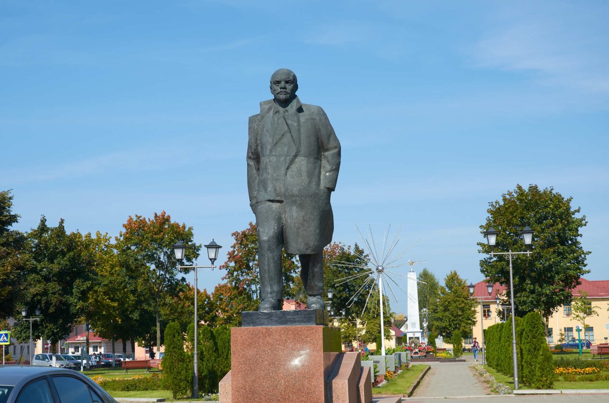 Ленин площадь Орел памятник