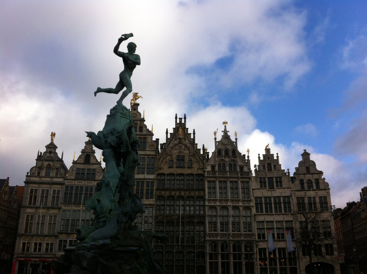 Памятники бельгии