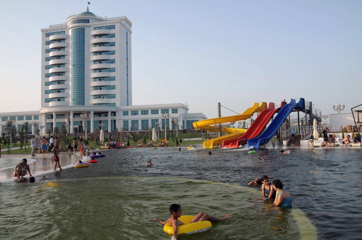Каспийское море Баку