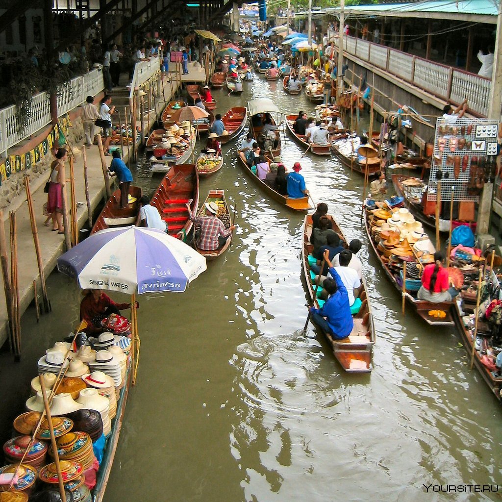 Вода в бангкоке. Плавучий рынок в Бангкоке. Плавучий рынок Пхукет. Плавучий рынок в Паттайе. Тайланд Бангкок.