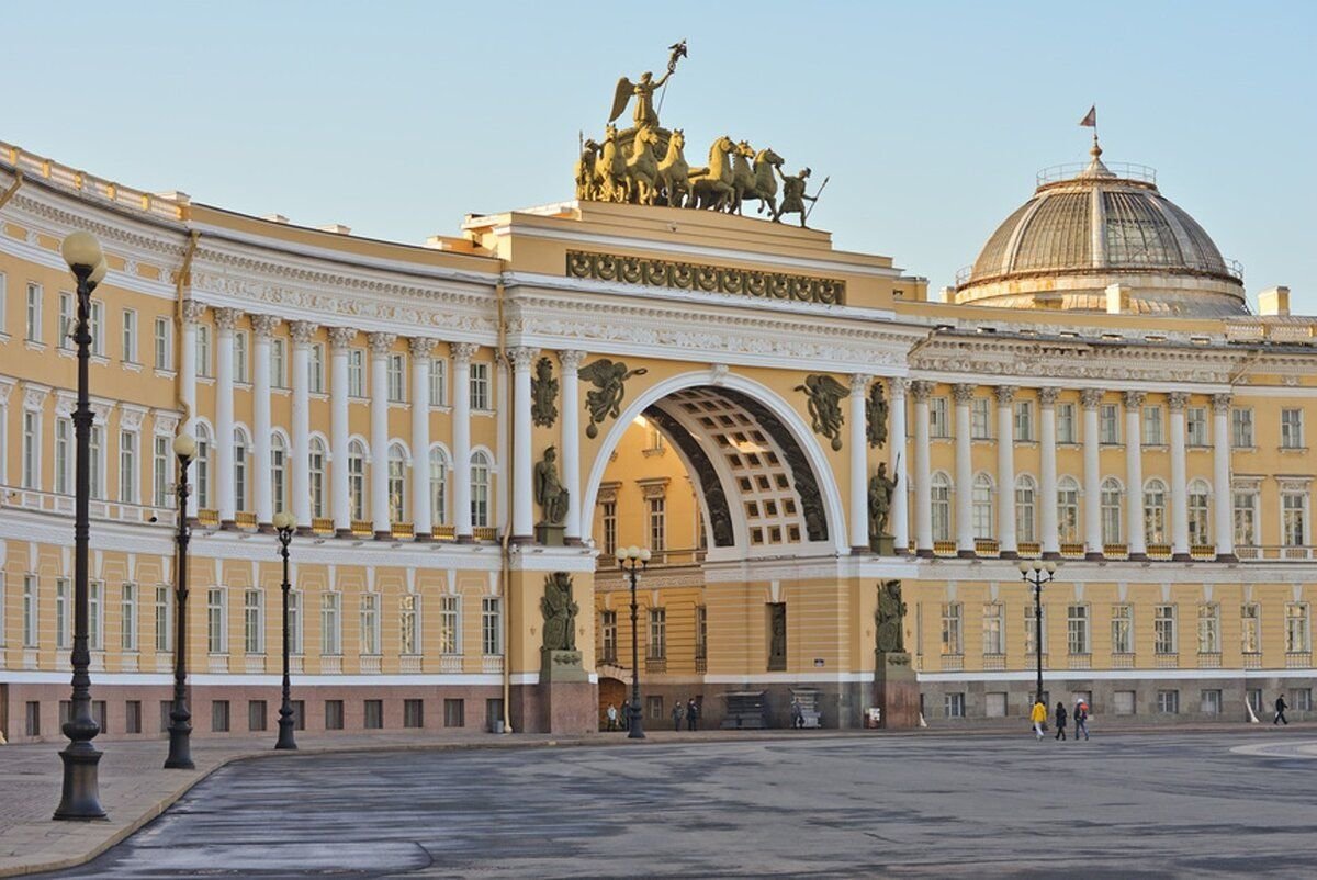 Росси арка главного штаба