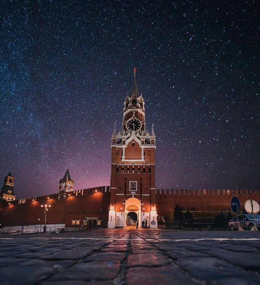 Спасская башня Кремля ночью