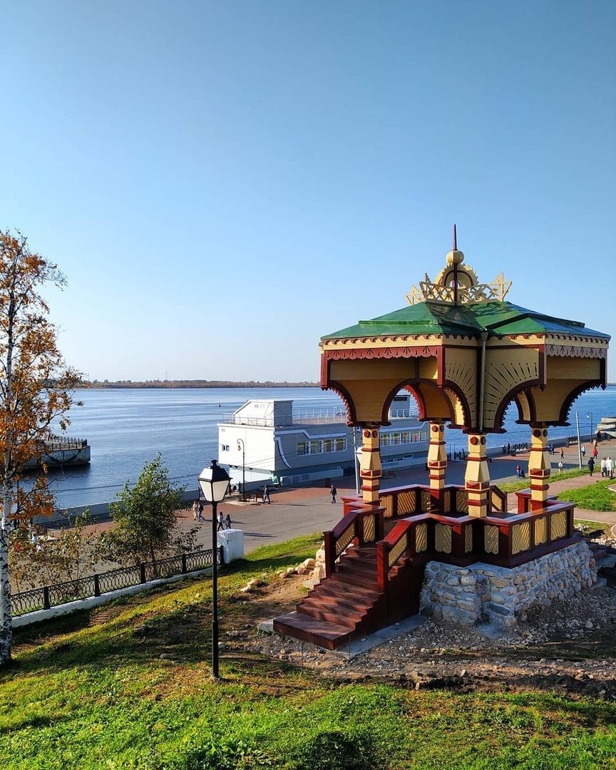 Архангельск погулять. Беседка Грина в Архангельске. Архангельск набережная беседка Грина. Край набережной Архангельск. Архангельск набережная в центре.