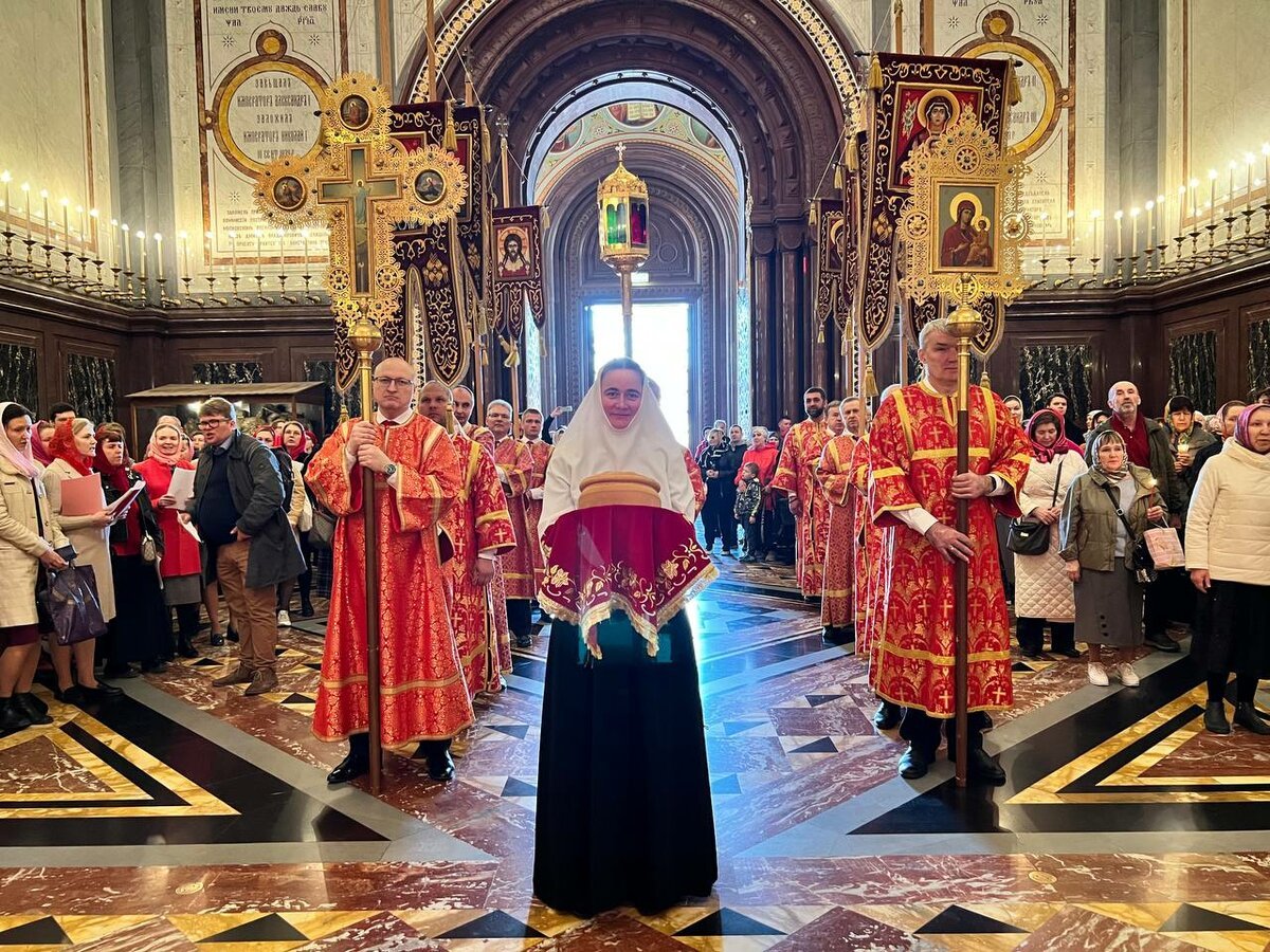 Венчание в храме христа спасителя