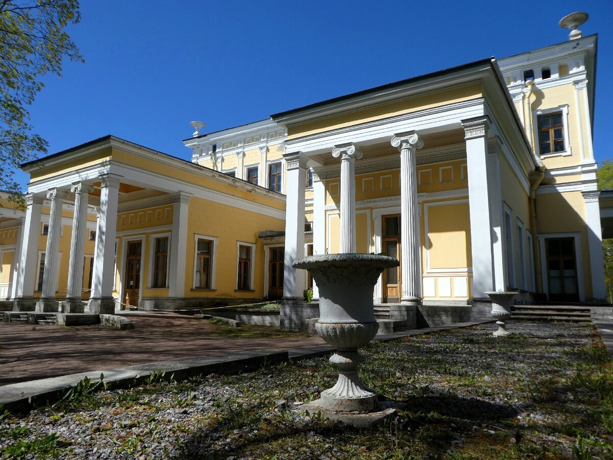 Усадьба Лейхтенбергских в Петергофе