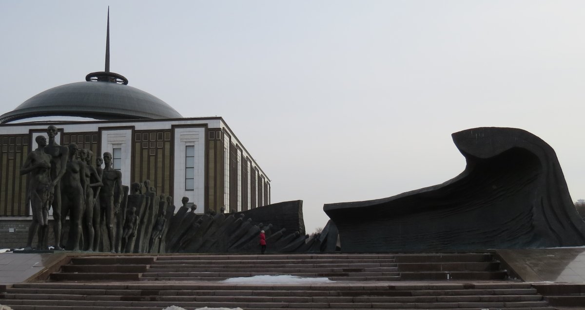 Поклонная гора памятник трагедия народов