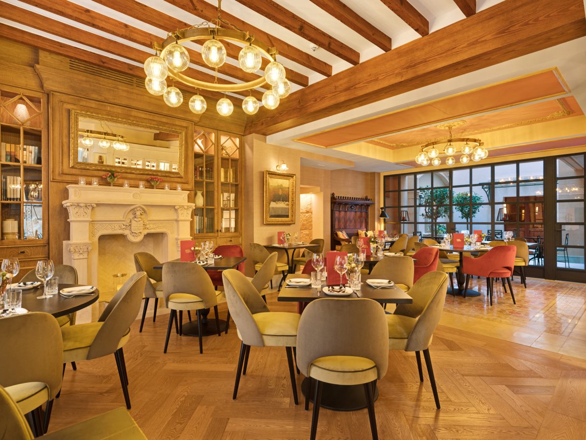 Home Restaurant