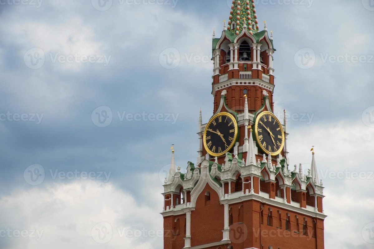 Кремль башня с часами