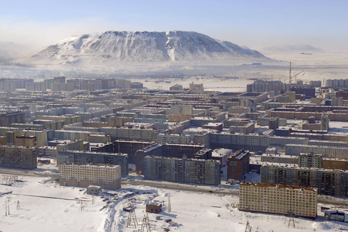 Гора Шмидтиха Норильск