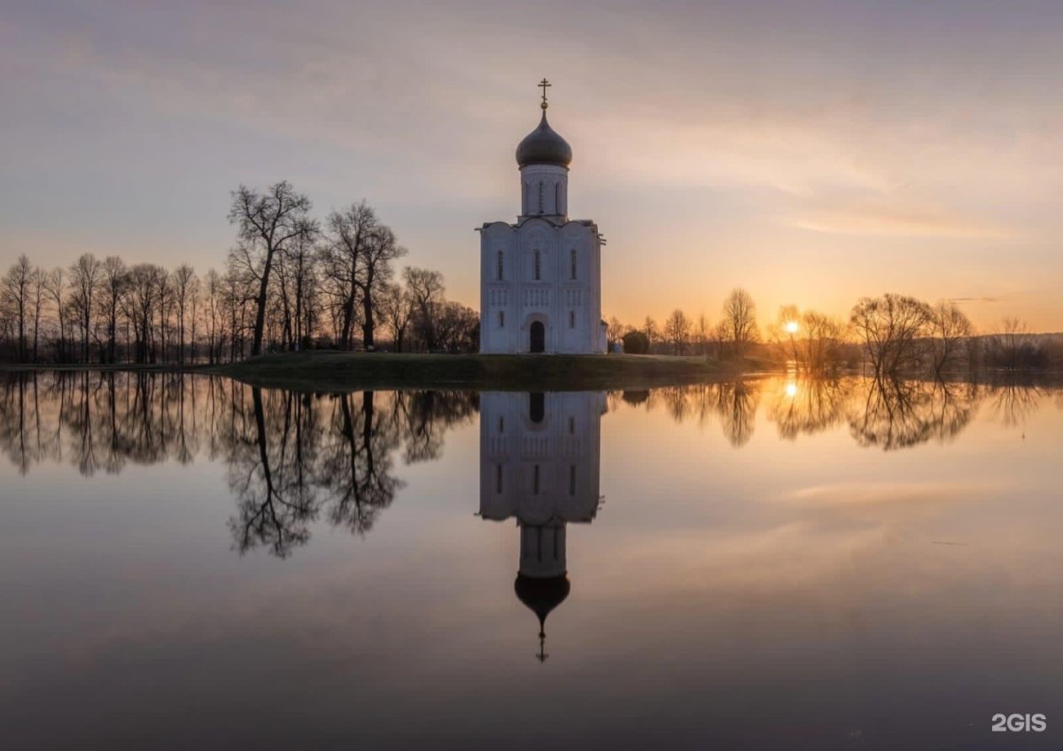 Храм Покрова на Нерли разлив