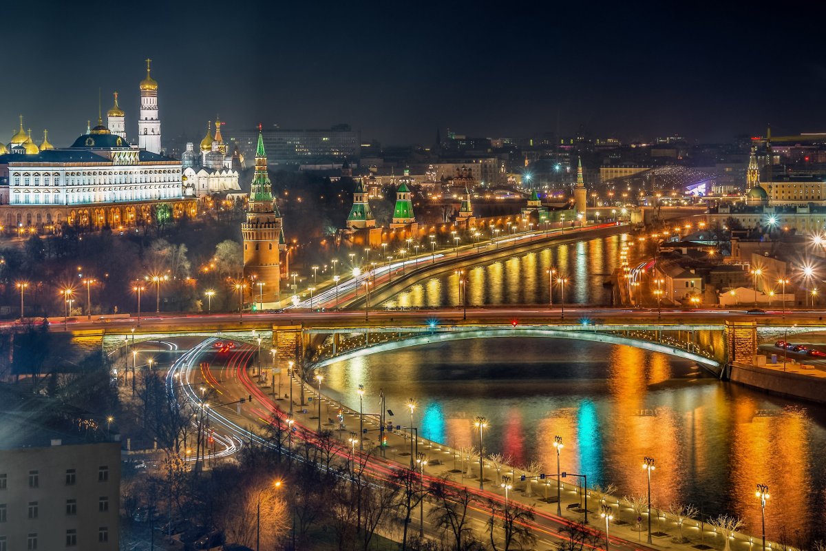 Москва Сити храм Христа Спасителя