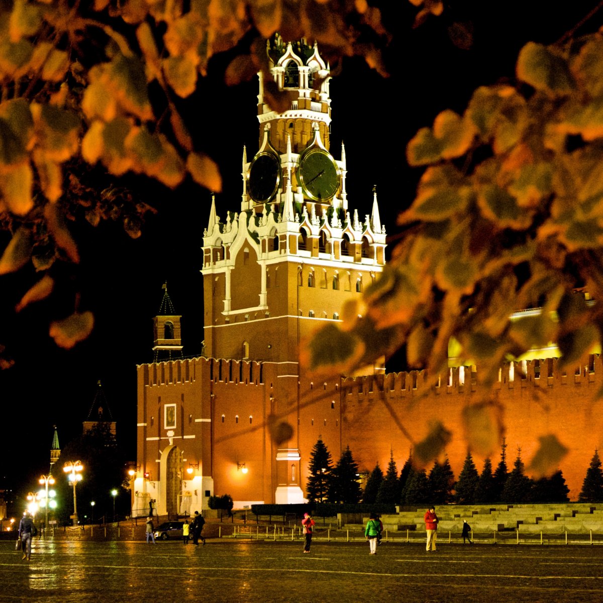Кремль осень