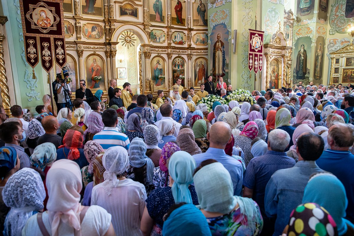 Саратов Покровский храм литургия