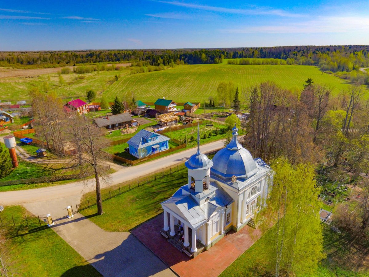 Городище покров. Усадьба Брянчаниновых и Церковь Вологда. Покровское усадьба Брянчаниновых. Село Покровское Вологда. Усадьба Покровское Вологда.