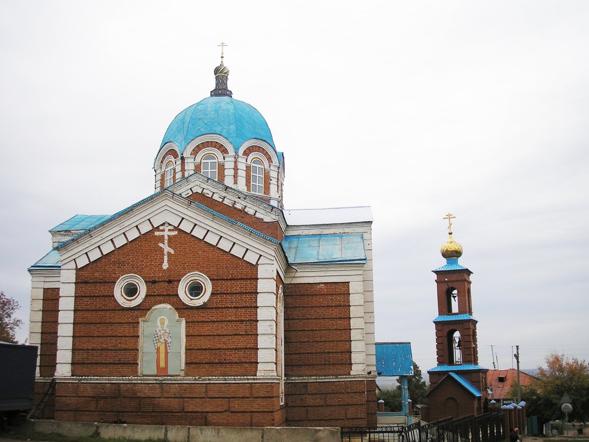 Храм трех казанских святителей Бирск