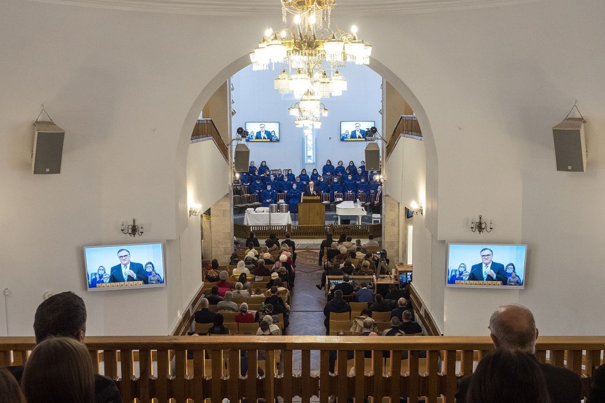 Баптистская Церковь СПБ на Поклонной