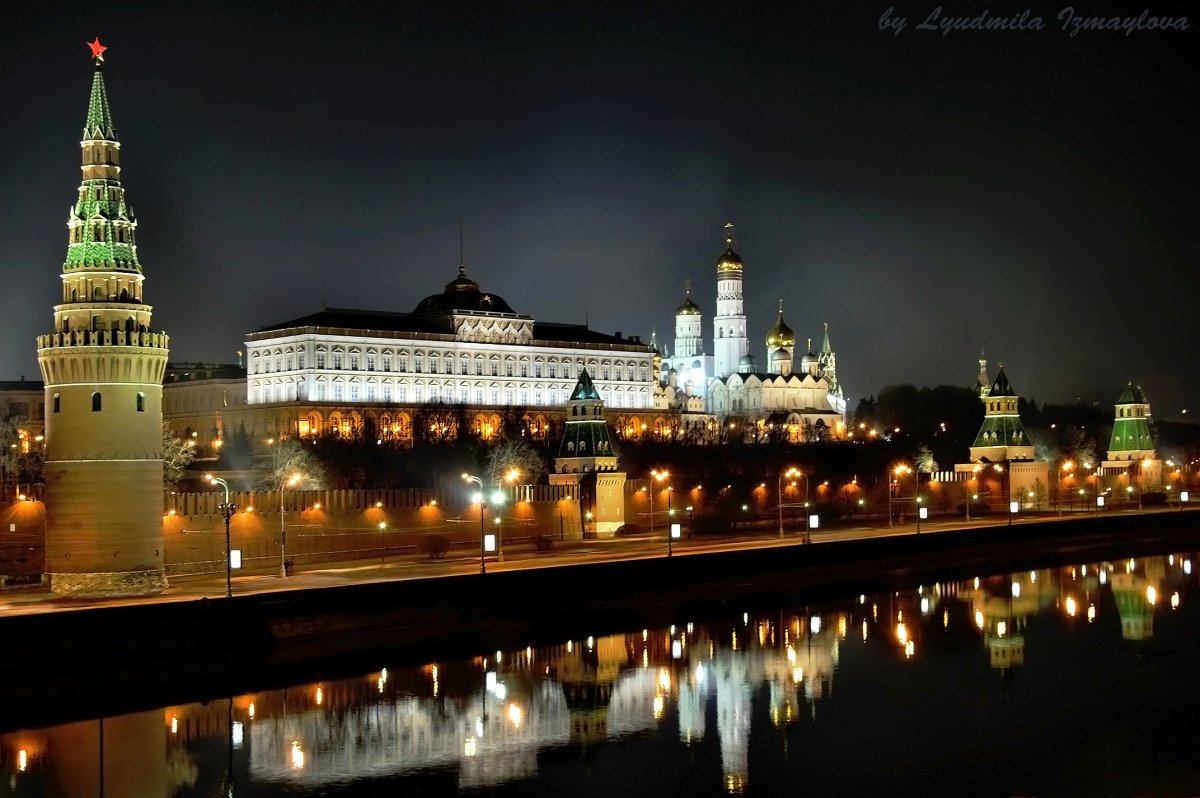 Москва Кремль ночной пейзаж