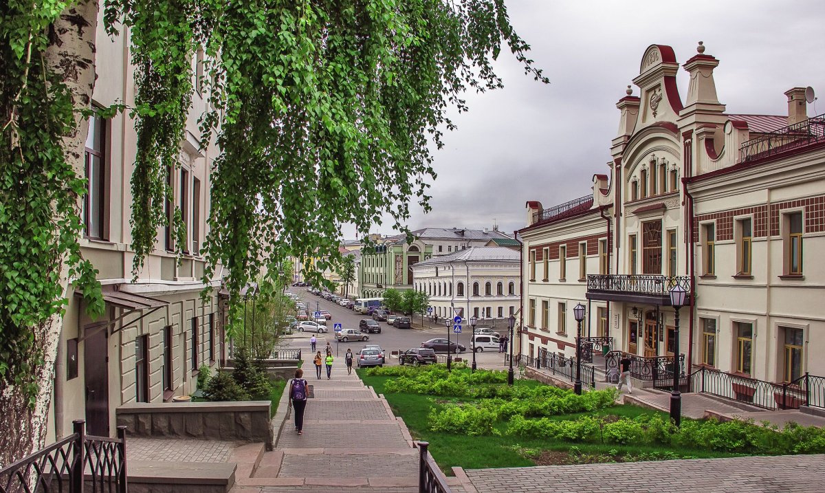 Ул Кремлевская Казань
